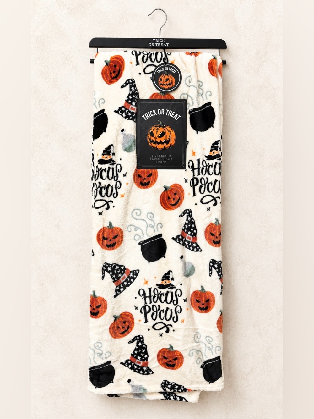 HALLOWEEN TRICK OR TREAT PLUSH BLANKET THROW 50X70 SUPER SOFT WITCH CAULDRON NEW